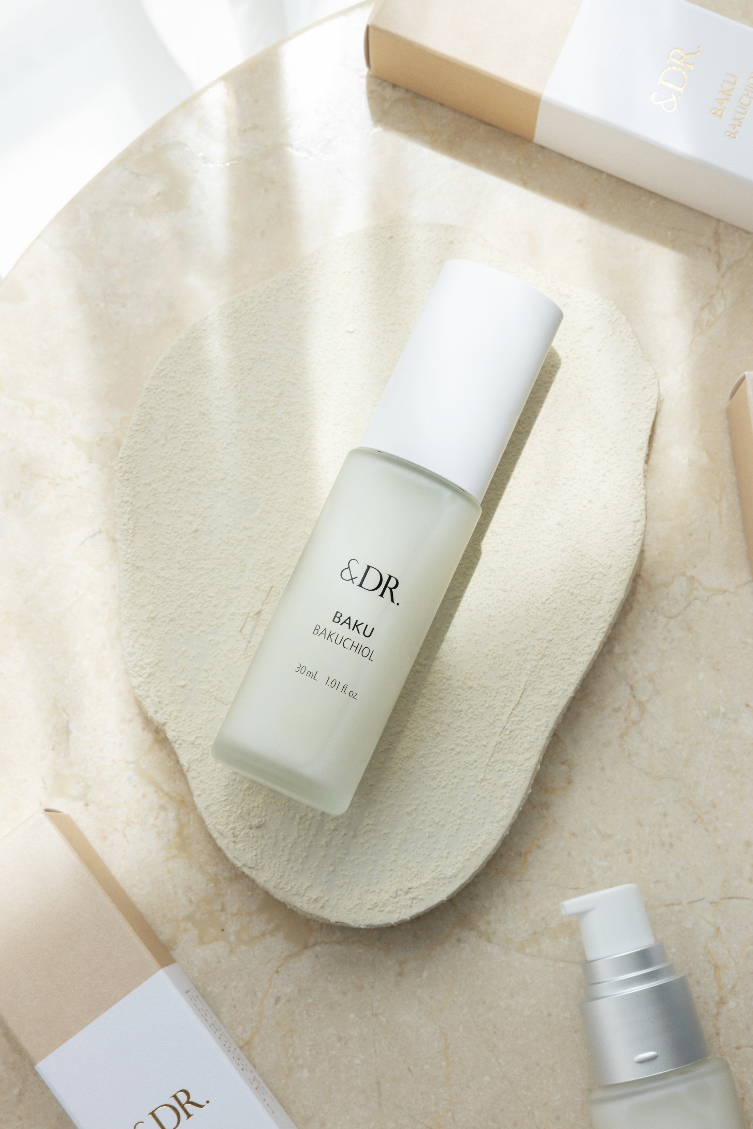 &DR. BAKU亮膚水嫩修復精華(日本原裝進口)